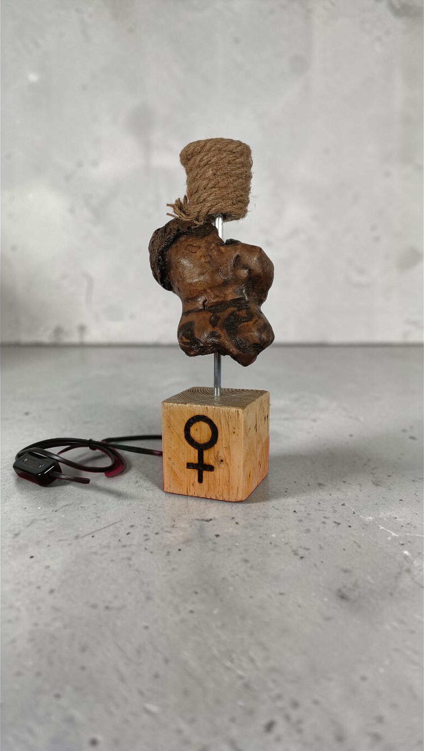 Lámpara de sobremesa/noche "Valkiria" - Imagen 6